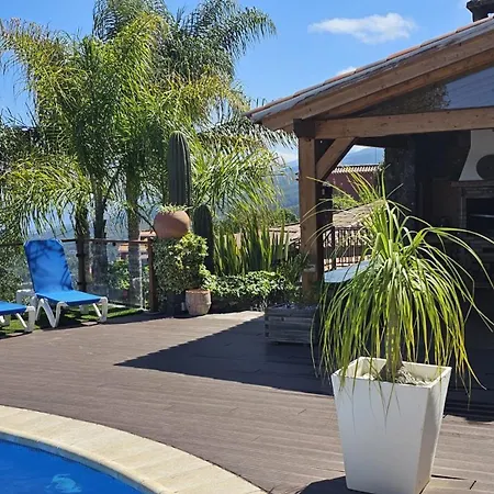 Villa Loros Icod De Vinos By Hrtenerife Net